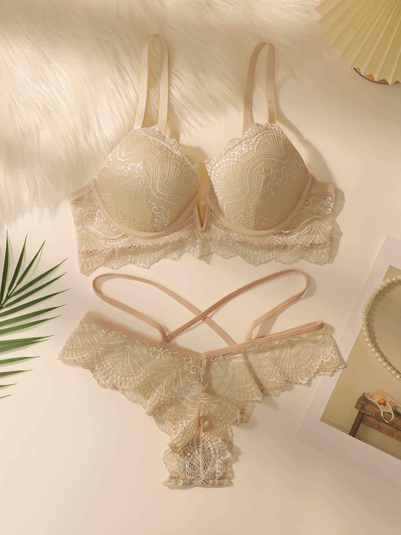 Sexy Lace Trim Lingerie Set